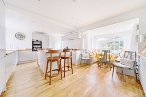 Kitchen/diner- click for photo gallery